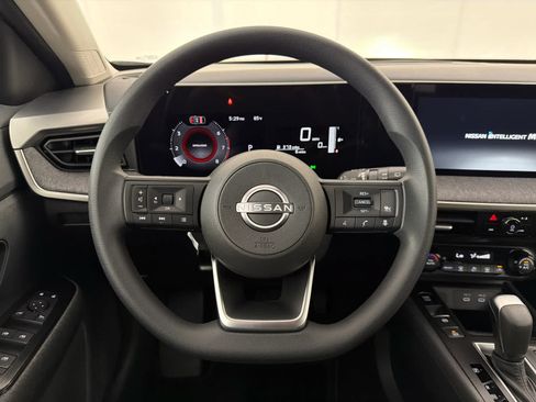 New 2026 Nissan Kicks SV FWD image 17