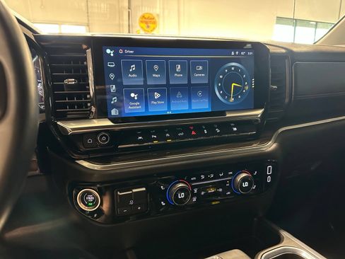 Used 2024 Chevrolet Silverado 1500 RST AWD/4WD image 27