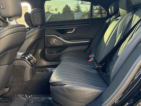 Used 2022 Mercedes-Benz S 500 4MATIC image 10