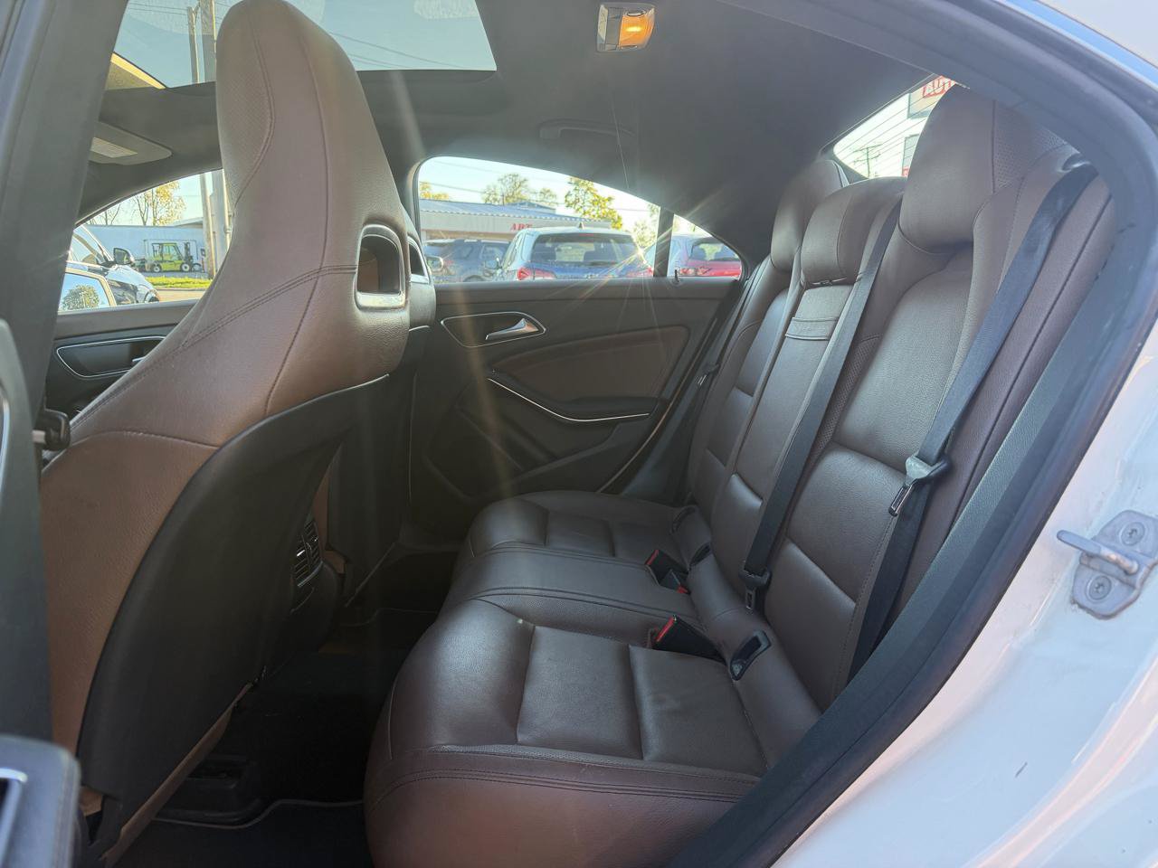 Used 2015 Mercedes-Benz CLA 250 4MATIC image 11