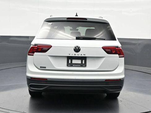 Used 2024 Volkswagen Tiguan S FWD image 4