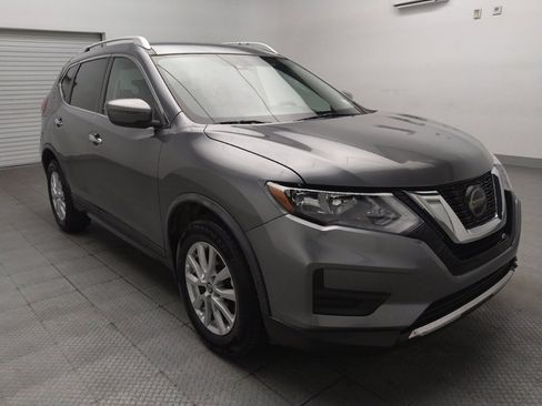 Used 2020 Nissan Rogue SV FWD image 13