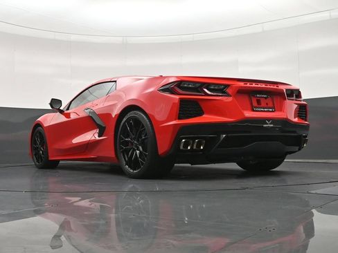 Used 2025 Chevrolet Corvette Stingray Convertible w/ 1LT RWD image 24