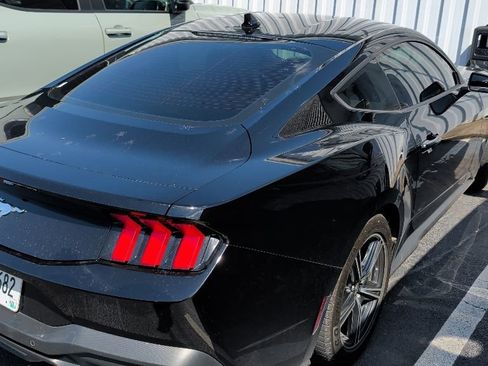 Used 2024 Ford Mustang Coupe RWD image 5