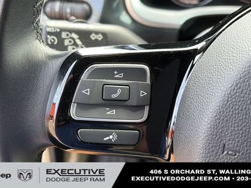 Used 2014 Volkswagen Beetle R-Line FWD image 10
