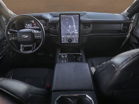 Used 2022 Ford Expedition Limited image 23