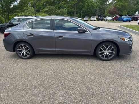 Used 2022 Acura ILX w/ Premium Package FWD image 4