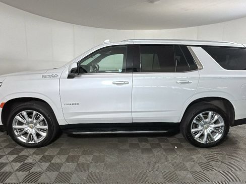 Used 2023 Chevrolet Tahoe High Country AWD/4WD image 7