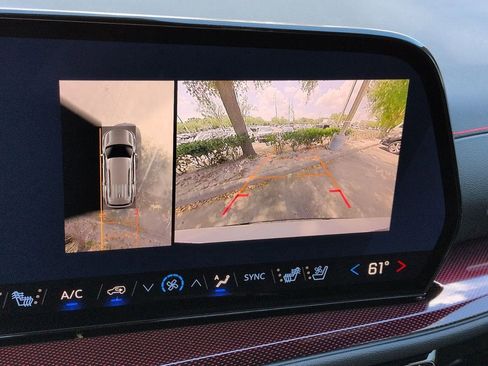 New 2026 Chevrolet Traverse RS FWD image 18