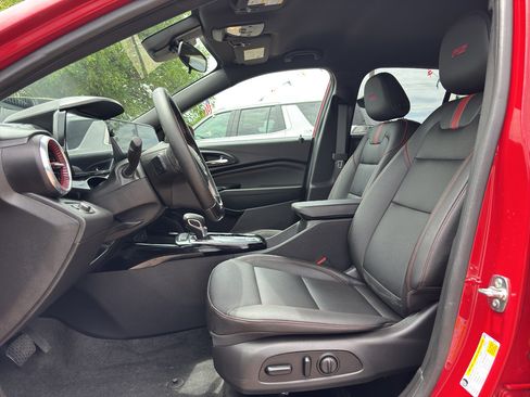 Used 2026 Chevrolet Trax RS w/ Driver Confidence Package FWD image 14