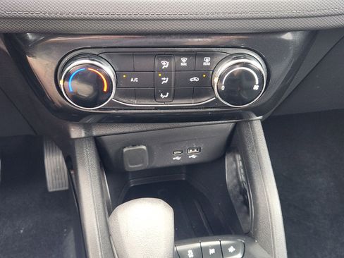 Certified 2025 Chevrolet TrailBlazer LT FWD image 20