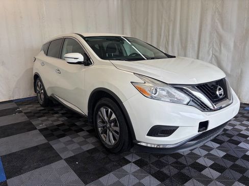 Used 2017 Nissan Murano S w/ Navigation Package AWD/4WD image 3