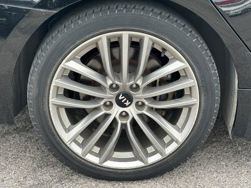 Used 2018 Kia Stinger RWD image 22