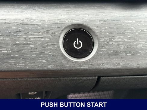 Used 2023 Nissan Ariya FWD image 26