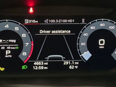 Used 2025 Audi Q3 2.0T Premium w/ Convenience Package image 15