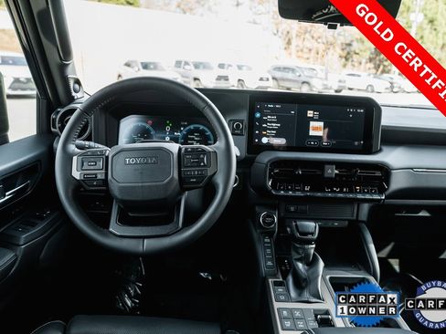 Used 2025 Toyota Land Cruiser image 13