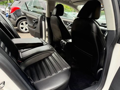 Used 2012 Volkswagen CC R-Line FWD image 15
