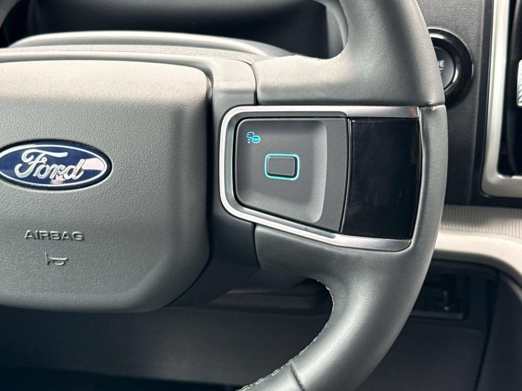 Certified 2025 Ford Expedition Max Active AWD/4WD image 18