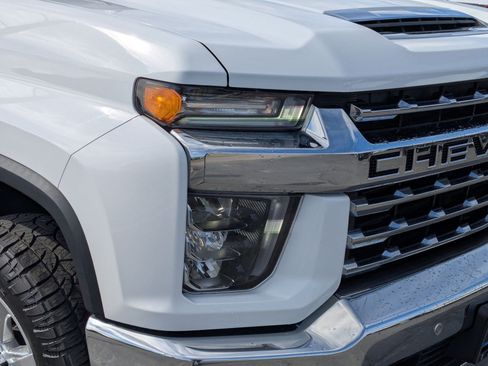 Used 2020 Chevrolet Silverado 3500 LTZ AWD/4WD image 10