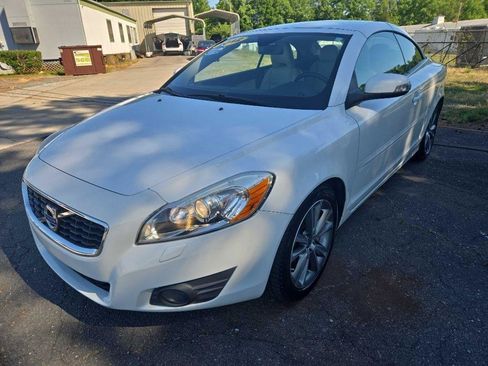 Used 2012 Volvo C70 T5 w/ Climate Pkg FWD image 22