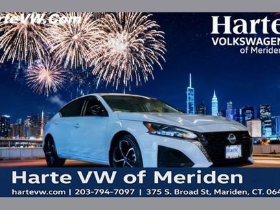 Used 2023 Nissan Altima 2.5 SR w/ SR Premium Package