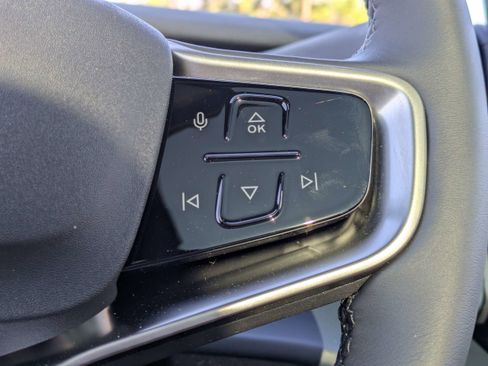 New 2025 Volvo EX30 Ultra w/ Protection Package Premier image 23