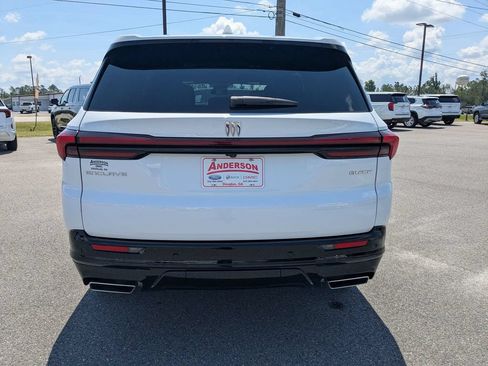 Used 2026 Buick Enclave Sport Touring FWD image 5