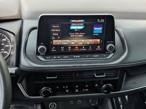 Used 2023 Nissan Rogue S image 20