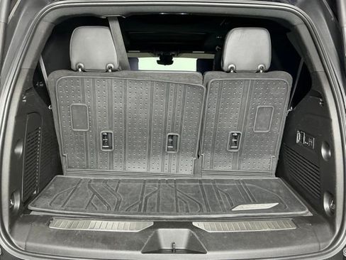 Used 2023 Chevrolet Tahoe High Country RWD image 21
