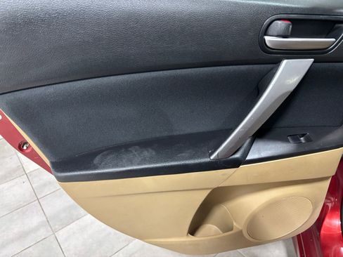 Used 2011 MAZDA MAZDA3 s Sport image 17