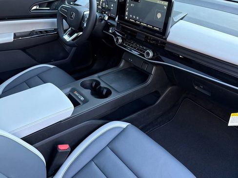 New 2026 Honda Prologue Touring image 13