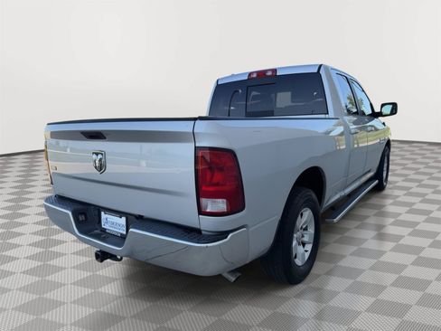Used 2016 RAM 1500 Classic SLT RWD image 5