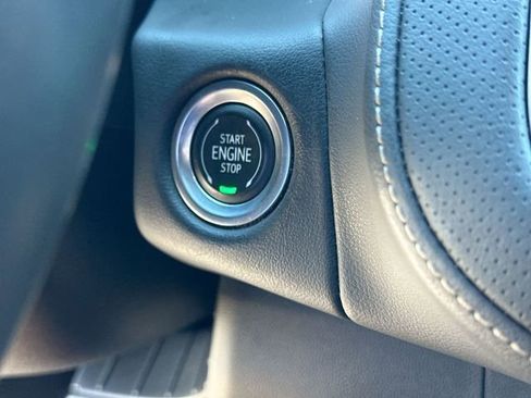 Used 2021 GMC Yukon SLT image 16