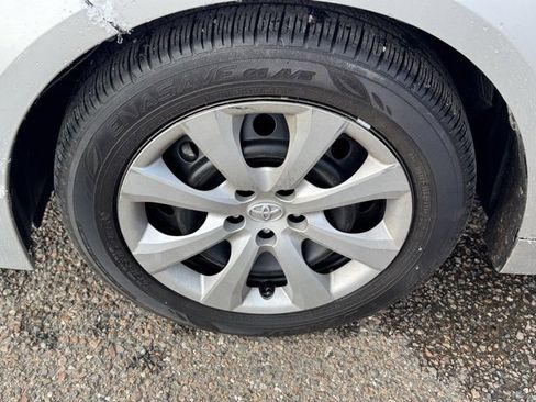 Used 2024 Toyota Corolla LE image 7