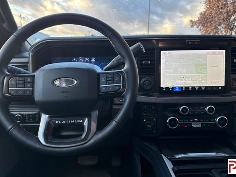 Used 2026 Ford F450 Platinum w/ FX4 Off-Road Package image 16