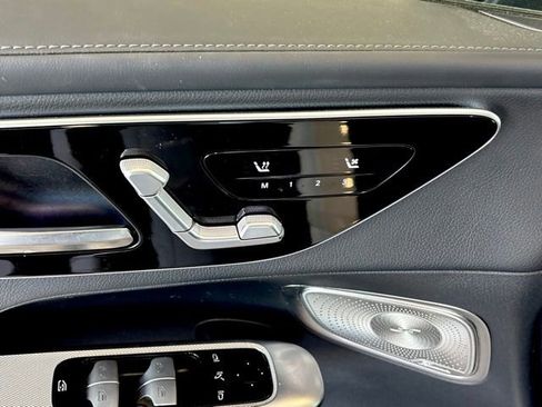 Certified 2025 Mercedes-Benz GLC 300 image 21