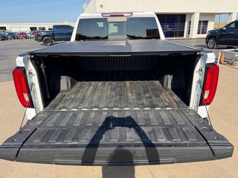 Used 2020 GMC Sierra 1500 SLT AWD/4WD image 18