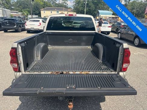 Used 2004 Chevrolet Silverado 1500 LS w/ Light Duty Power Package RWD image 9