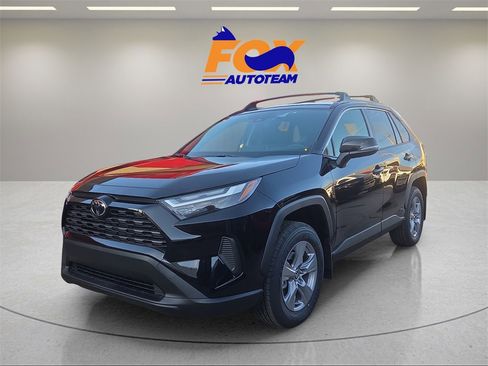 New 2025 Toyota RAV4 XLE image 1