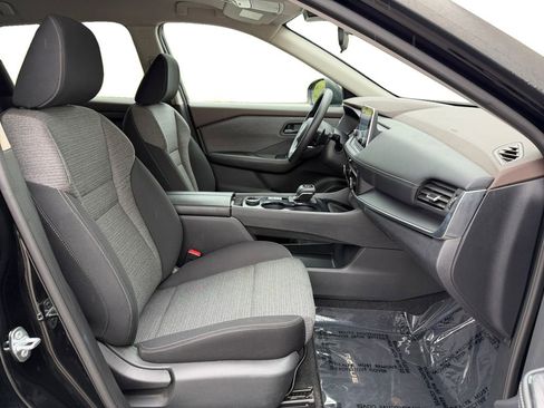 Used 2021 Nissan Rogue S AWD/4WD image 17