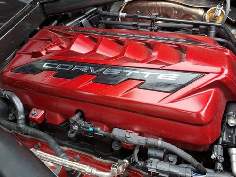 Used 2023 Chevrolet Corvette Stingray Preferred Cpe w/ Z51 Performance Package RWD image 23