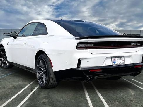 New 2026 Dodge Charger Scat Pack w/ Blacktop Package AWD/4WD image 2
