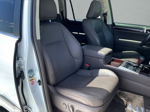 Used 2014 Lexus GX 460 w/ Premium Package image 9