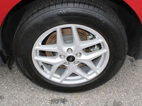 Used 2023 Ford Edge SEL image 12