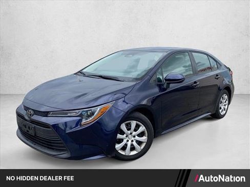 Used 2024 Toyota Corolla LE FWD image 1