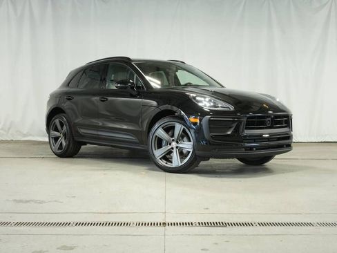 New 2026 Porsche Macan image 9