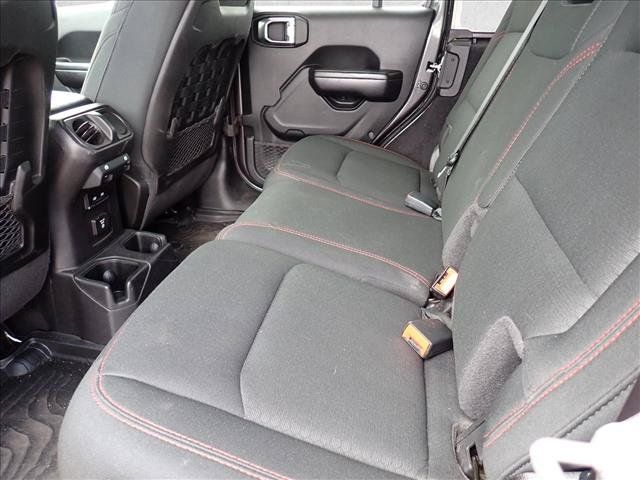 Used 2021 Jeep Wrangler Unlimited Rubicon AWD/4WD image 5