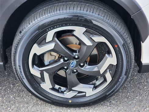 Certified 2023 Subaru Crosstrek 2.5i Limited w/ Moonroof Package image 4