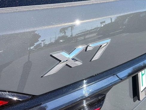 Used 2026 BMW X7 xDrive40i w/ Executive Package image 27