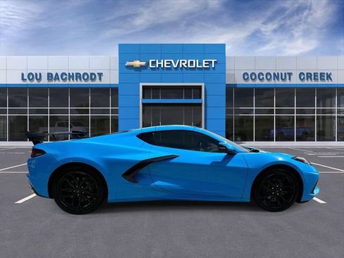 Used 2025 Chevrolet Corvette Stingray Preferred Cpe w/ 2LT RWD image 9